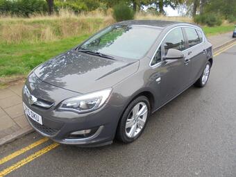 Vauxhall Astra Hatchback 1.6i SRi Euro 6 5dr