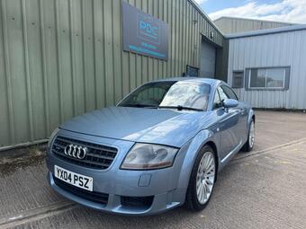2004 AUDI QUATTRO 2DR 12 PHOTOS AUDI TT 3.2 V6 DSG QUATTRO 2DR 6 4,994... photo