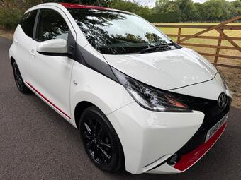 Toyota AYGO Hatchback 1.0 VVT-i x-press Euro 6 5dr
