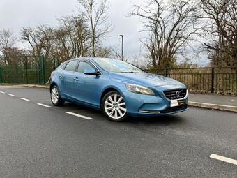 2014 V40 2.0 D4 SE LUX NAV GEARTRONIC EURO 6 S S 5DR 54... photo