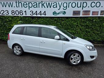 Vauxhall Zafira MPV 1.6 16V Exclusiv Euro 5 5dr
