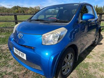 Toyota iQ Hatchback 1.0 VVT-i Multidrive Euro 5 3dr