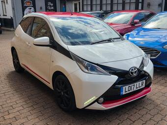 Toyota AYGO Hatchback 1.0 VVT-i x-press x-shift Euro 6 5dr