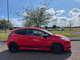 Ford Fiesta Hatchback 1.6T EcoBoost ST-2 Euro 5 3dr