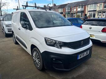 2019 PEUGEOT PARTNER 1.6 BLUEHDI 1000 PROFESSIONAL STANDARD PANEL VAN SWB EURO 6 S S... photo