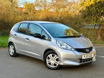Honda Jazz Hatchback 1.2 i-VTEC S Euro 5 5dr (A/C)