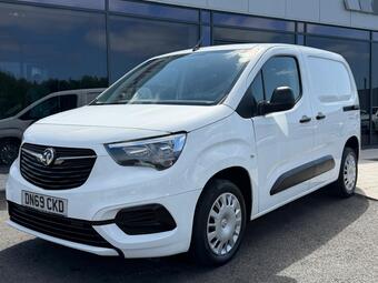 Vauxhall Combo Panel Van 1.6 Turbo D 2300 Sportive L1 H1 Euro 6 (s/s) 4dr