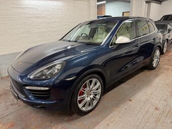 Porsche Cayenne SUV 4.8T V8 Turbo TiptronicS 4WD Euro 5 (s/s) 5dr