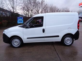 Vauxhall Combo Panel Van 1.4 2000 16v FWD L1 H1 (s/s) 3dr