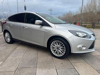 2012 FOCUS 1.6 ZETEC EURO 5 5DR 33 PHOTOS FORD FOCUS 1.6 ZETEC EURO... photo