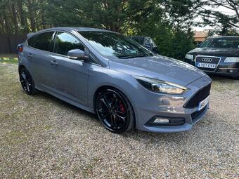 Ford Focus Hatchback 2.0T EcoBoost ST-3 Euro 6 (s/s) 5dr