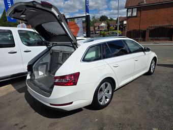 Skoda Superb Estate 2.0 TDI SE DSG Euro 6 (s/s) 5dr