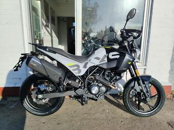 Benelli BKX 125 Adventure 125 Euro 5