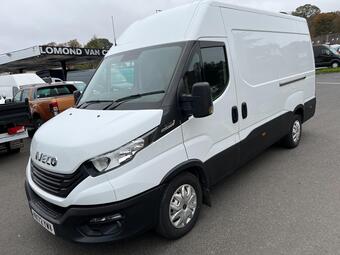 Iveco Daily Panel Van 2.3D HPI 14V 35S 3520 HiMatic MWB H2 Euro 6 (s/s) 5dr