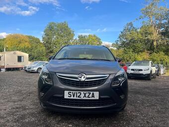 Vauxhall Zafira Tourer MPV 2.0 CDTi Exclusiv Euro 5 (s/s) 5dr