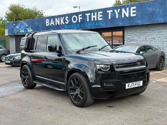 Land Rover Defender 110 SUV 3.0 D250 MHEV X-Dynamic SE Auto 4WD Euro 6 (s/s) 5dr