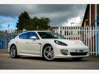 Porsche Panamera Hatchback 4.8 V8 4S PDK 4WD Euro 5 (s/s) 5dr