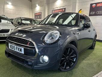 2015 MINI Hatch 2.0 Cooper S Euro 6 (s/s) 5dr 21 Photos photo