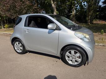 Toyota iQ Hatchback 1.0 VVT-i Euro 4 3dr