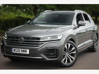 Volkswagen Touareg SUV 3.0 TDI V6 R-Line Tech Tiptronic 4Motion Euro 6 (s/s) 5dr