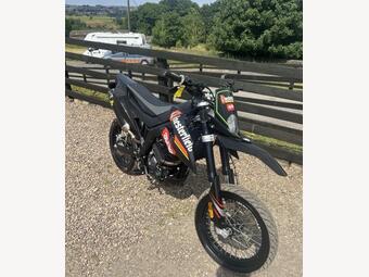 Aprilia SX 125 Super Moto 125 Euro 5