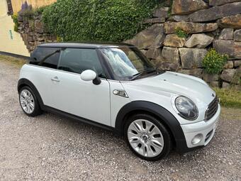 MINI Hatch Hatchback 1.6 Cooper D Camden Euro 4 3dr