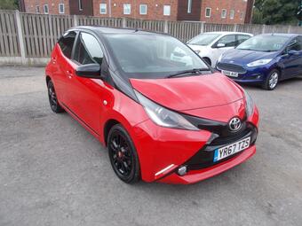 Toyota AYGO Hatchback 1.0 VVT-i x-cite 4 Red Bi-Tone Euro 6 5dr