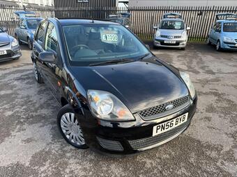 2006 FIESTA 1.25 STYLE 5DR 30 PHOTOS 1 VIDEO FORD FIESTA 1.25 STYLE 5DR... photo