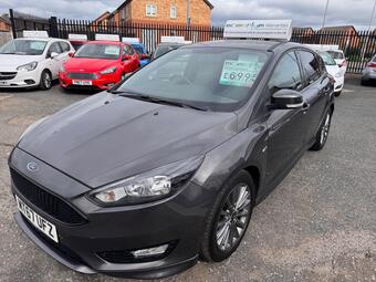 Ford Focus Hatchback 1.0T EcoBoost ST-Line Euro 6 (s/s) 5dr