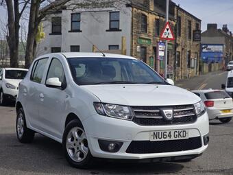 Dacia Sandero Hatchback 0.9 TCe Laureate Euro 5 5dr
