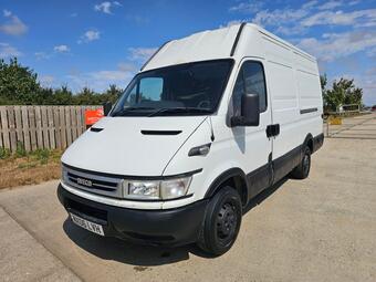 Iveco Daily Panel Van 2.3 TD 35S12 MWB 116BHP Project Camper