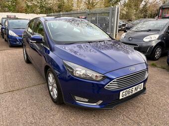 FORD FOCUS 1.0T ECOBOOST TITANIUM AUTO EURO 6 S S 5DR 74 PHOTOS 1...