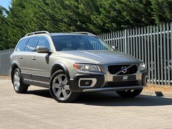 Volvo XC70 Estate 2.4 D5 SE Lux Geartronic AWD Euro 5 5dr