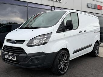 Ford Transit Custom Panel Van 2.0 TDCi 290 L1 H1 5dr