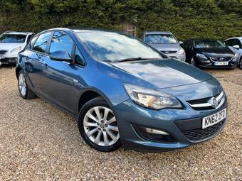 Vauxhall Astra Hatchback 1.6 16v Active Limited Edition Euro 5 5dr