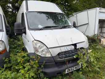 Iveco Daily Panel Van 2.3 TD 13V 35S L3 H2 4dr