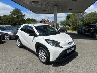 Toyota Aygo X Hatchback 1.0 VVT-i Pure x-shift Euro 6 (s/s) 5dr
