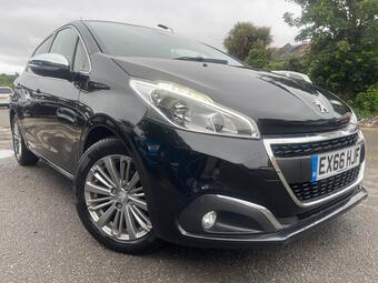 Peugeot 208 Hatchback 1.2 PureTech Allure EAT Euro 6 (s/s) 5dr
