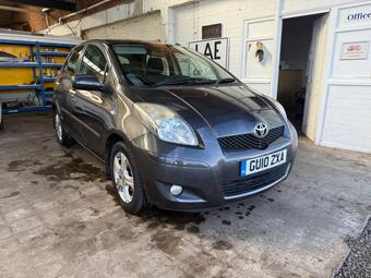 Toyota Yaris Hatchback 1.33 Dual VVT-i TR Euro 4 (s/s) 5dr