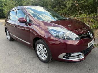 Renault Scenic MPV 1.5 dCi ENERGY Dynamique TomTom Euro 5 (s/s) 5dr