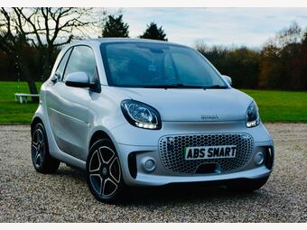 2021 FORTWO 17.6KWH PREMIUM AUTO 2DR 22KW CHARGER 61 PHOTOS 1 VIDEO SMART FORTWO... photo