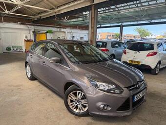 Ford Focus Hatchback 1.6 Titanium Navigator Powershift Euro 5 5dr