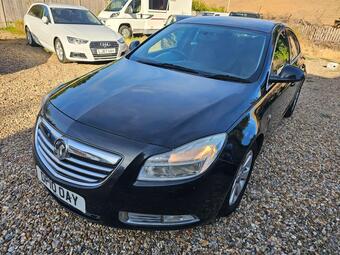 Vauxhall Insignia Hatchback 2.0 CDTi SRi Auto Euro 5 5dr