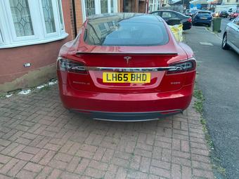 Tesla 2015 MS P85D 