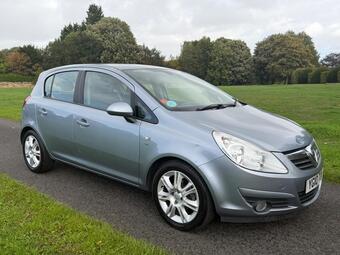 Vauxhall Corsa Hatchback 1.4i 16v SE 5dr (a/c)