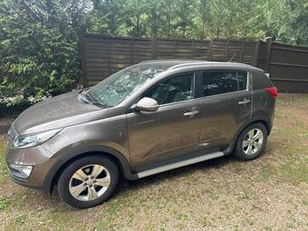 Kia Sportage SUV 1.7 CRDi EcoDynamics 2 2WD Euro 5 (s/s) 5dr
