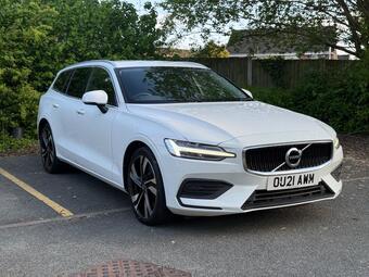 Volvo V60 Estate 2.0 B6 MHEV R-Design Auto AWD Euro 6 (s/s) 5dr