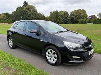 Vauxhall Astra Hatchback 1.6 CDTi ecoFLEX 94g Design Euro 6 (s/s) 5dr