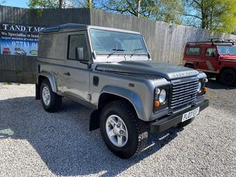 Land Rover Defender 90 SUV 2.4 TDCi County Hard Top SUV 4WD SWB Euro 4 3dr