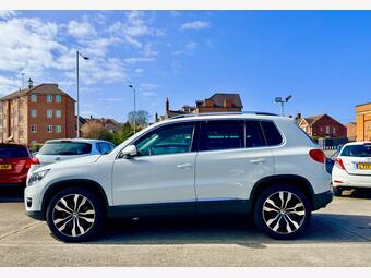 Volkswagen Tiguan SUV 2.0 TDI BlueMotion Tech Match 4WD Euro 5 (s/s) 5dr